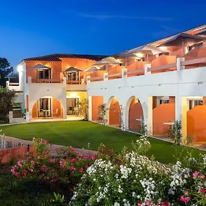 *** Hotel Les Pins Blancs En Provence France